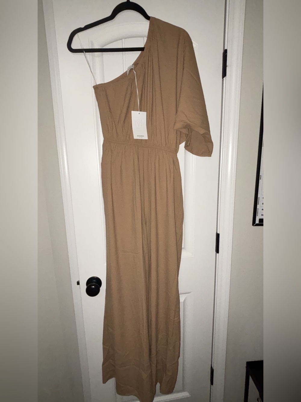 Andree by Unit One-Shoulder Tan Jumpsuit